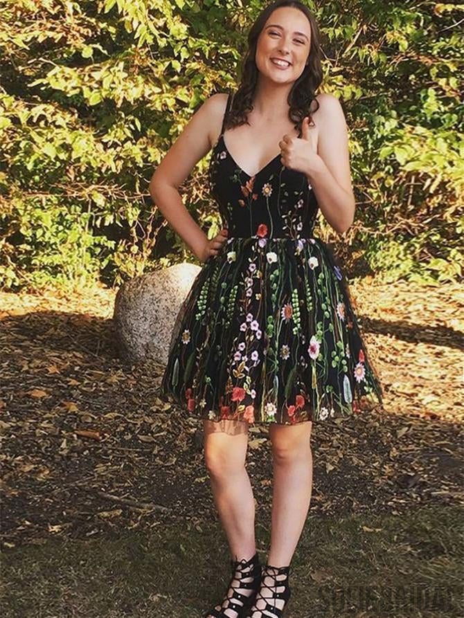 Popular Spaghetti Straps V-neck Embroidery Short Homecoming Dress, HD0136