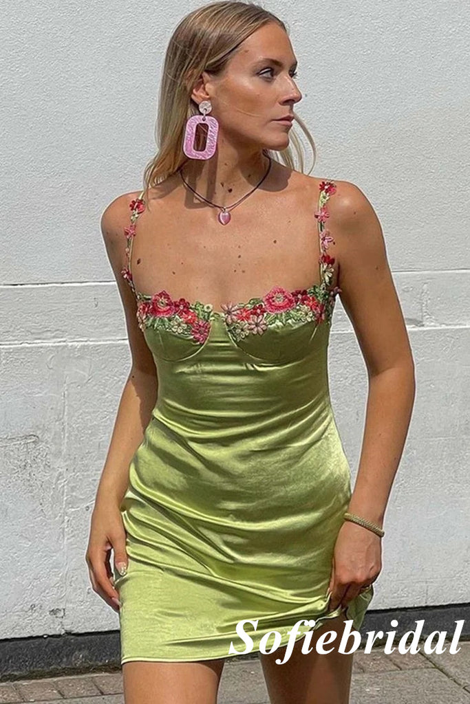 Sexy Green Soft Satin Spaghetti Straps Sleeveless Sheath Mini Dresses/ Homecoming Dresses With Applique, HD0303