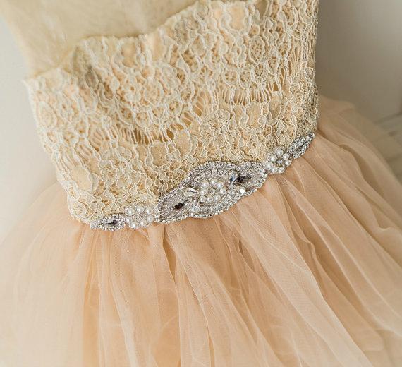 Illusion Lace Top Tulle Flower Girl Dresses, Popular Little Girl Dresses with rhinestone Belt, FG033