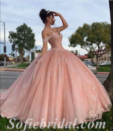 Gorgeous Tulle Cold Shoulder V-Neck Sleeveless A-Line Long Prom Dresses/Ball Gown With Applique And Beading,SFPD0516