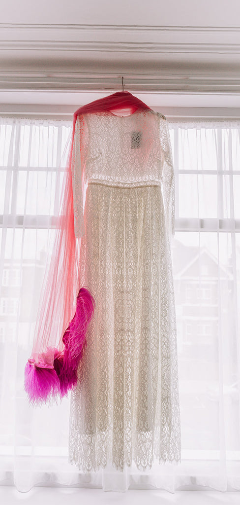 Vintage Scoop Long Sleeve Floor-length Lace Wedding Dresses. WD0060