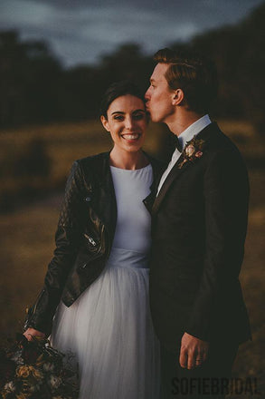 Simple Design Scoop Neck Long Sleeve Long A-line Tulle Wedding Dresses, WD0196